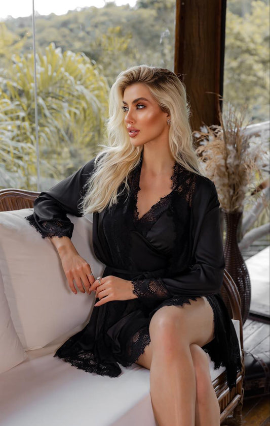 Conjunto Camisola e Robe em Cetim com Renda 2 Peças