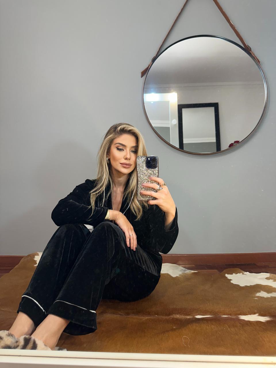 Pijama Velvet Longo Feminino Preto