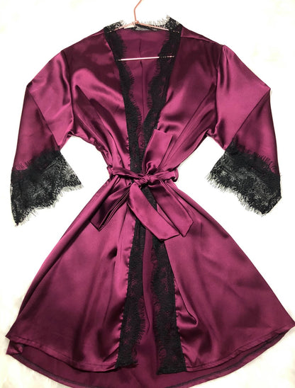 Robe Luxo em Cetim com Renda