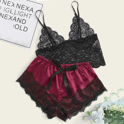 Babydoll Nicole em Cetim e Renda – Conjunto 2 Peças