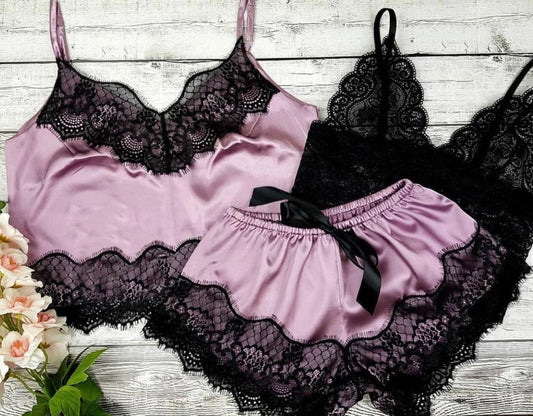 Conjunto Amanda Cetim Lilás com Renda 3 Peças