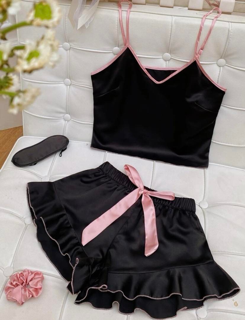 Conjunto Pijama Cetim Stella Preto com Rosa