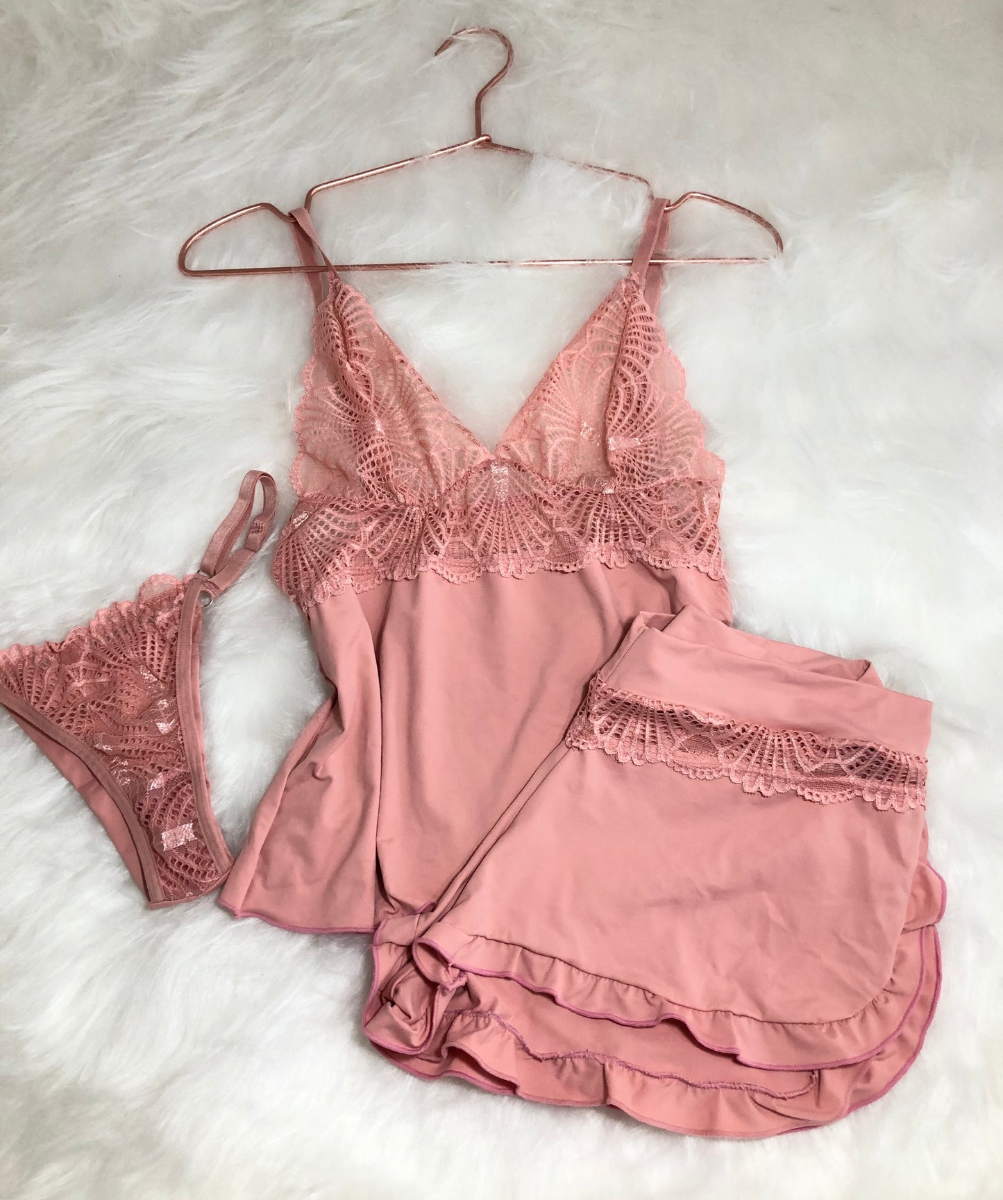 Babydoll Alice em Microfibra e Renda com Calcinha