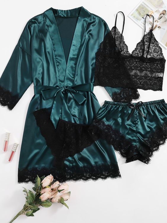 Conjunto Lingerie Cetim Grace 4 Peças com Robe e Renda